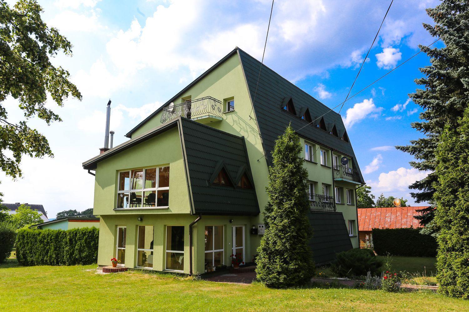 Wieczernik Dom Rekolekcyjny Ksiezy Pallotynow Swieta Katarzyna  Exterior foto